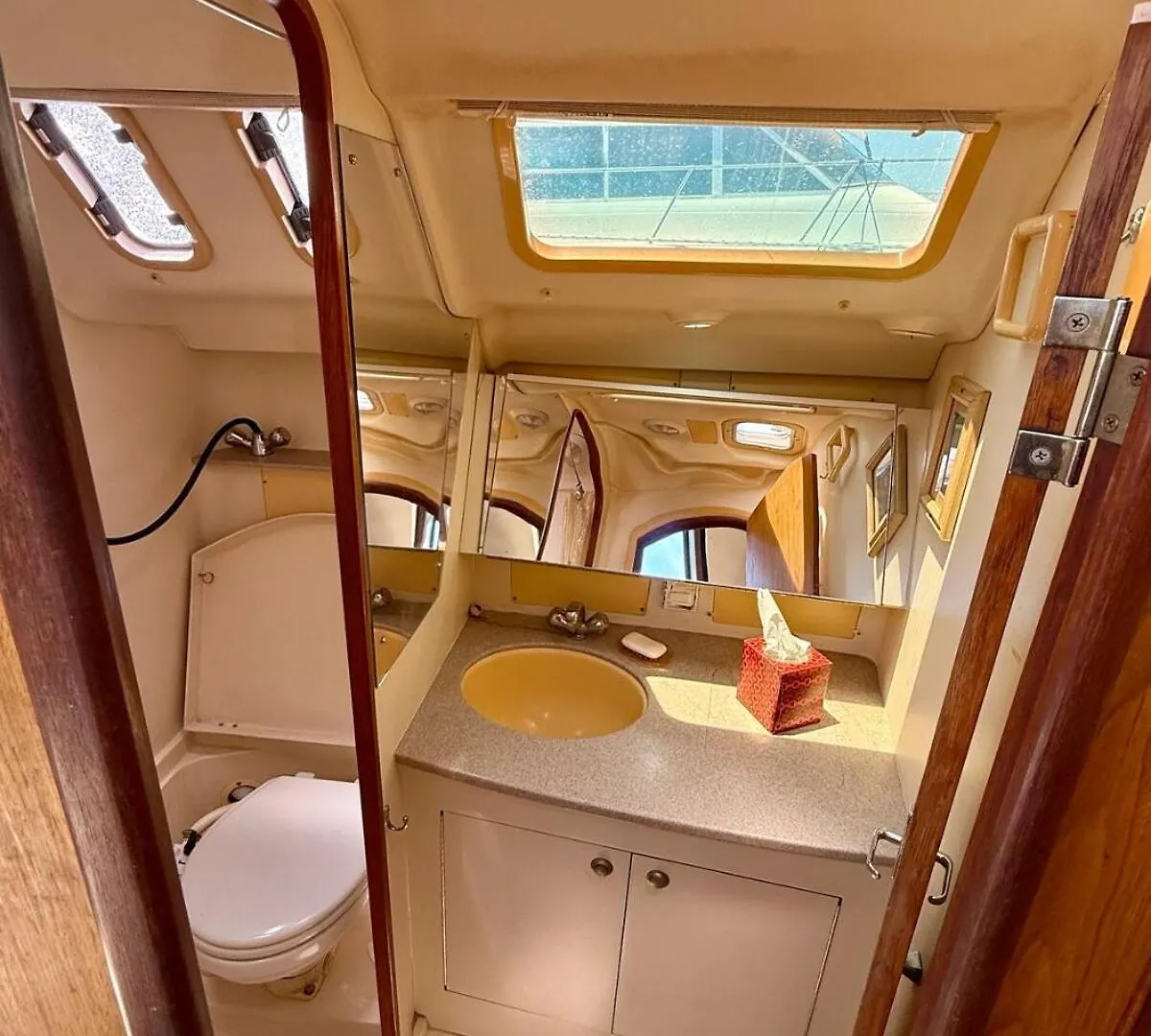 بوتيل Elegant Sailboat Stay كي وست